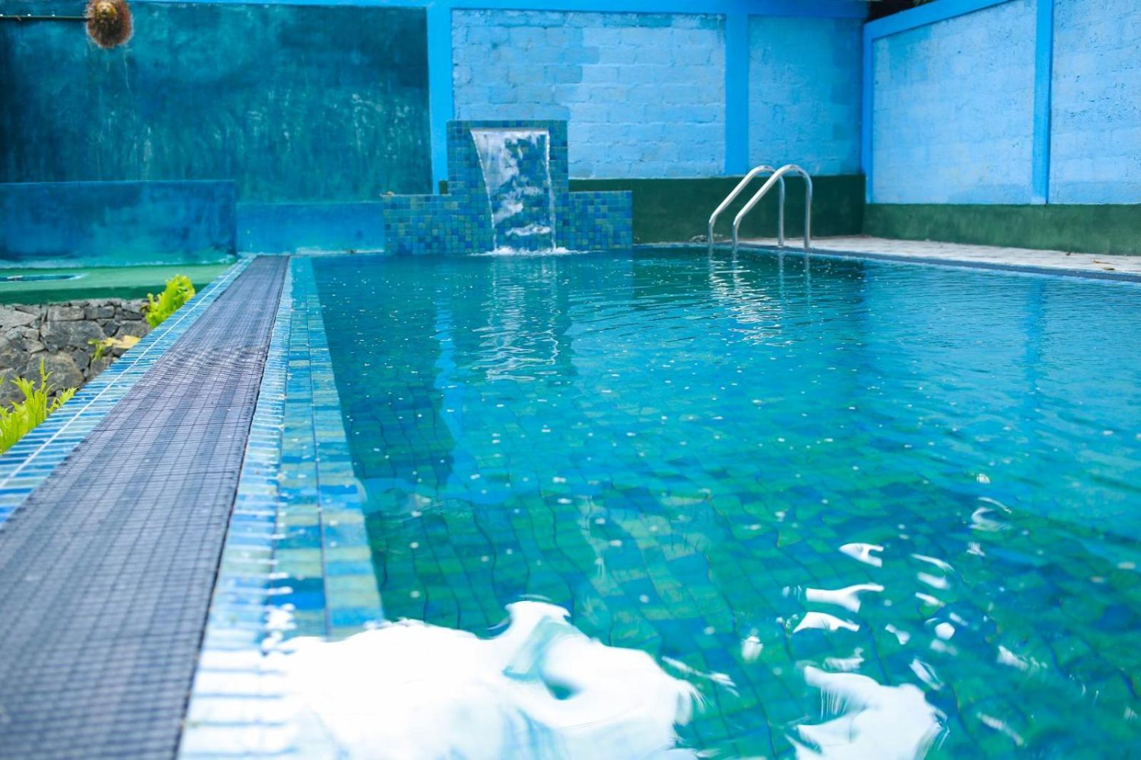 Villa Eco Green Airport カトゥナカヤ エクステリア 写真